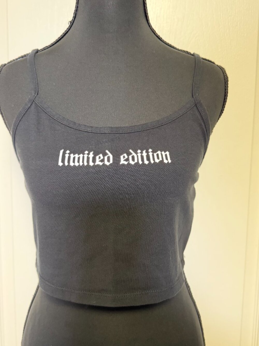 Forever 21 Limited Edition Black Gothic Crop Cami Tank Top Size M